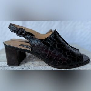 Stuart Weitzman Croc Embossed Slingback Block Heel Sandals 9